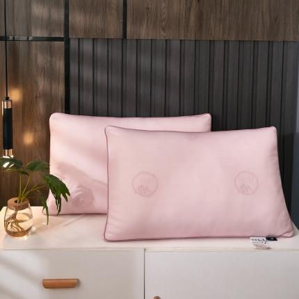 91家纺网 家纺一手货源 找家纺 （总）枕之坊 2021新款益母草羽丝枕48×74cm