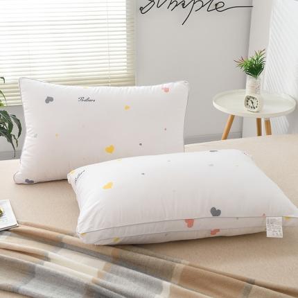 91家纺网 家纺一手货源 找家纺 （总）枕之坊 2021新款五彩爱心羽丝枕48×74cm