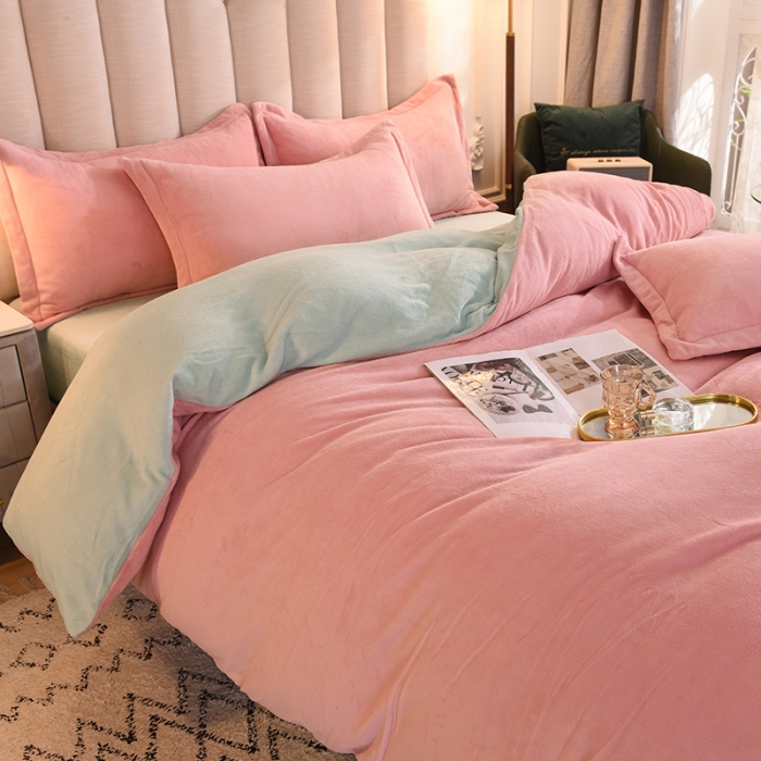 91家纺网 家纺一手货源 找家纺 甜之梦家纺2025新款牛奶绒四件套（可定制尺寸） 嫩绿+淡粉