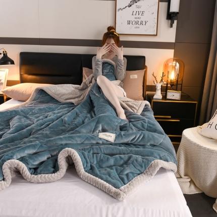 91家纺网 家纺一手货源 找家纺 印季 2023新款三层夹棉贝贝绒毛毯 蓝灰+灰