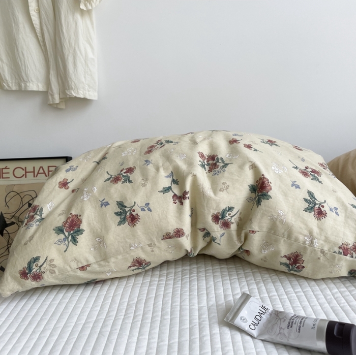 91家纺网 家纺一手货源 找家纺 恋恋三季 2024新款全棉斜纹单枕套48*74cm 复古花花