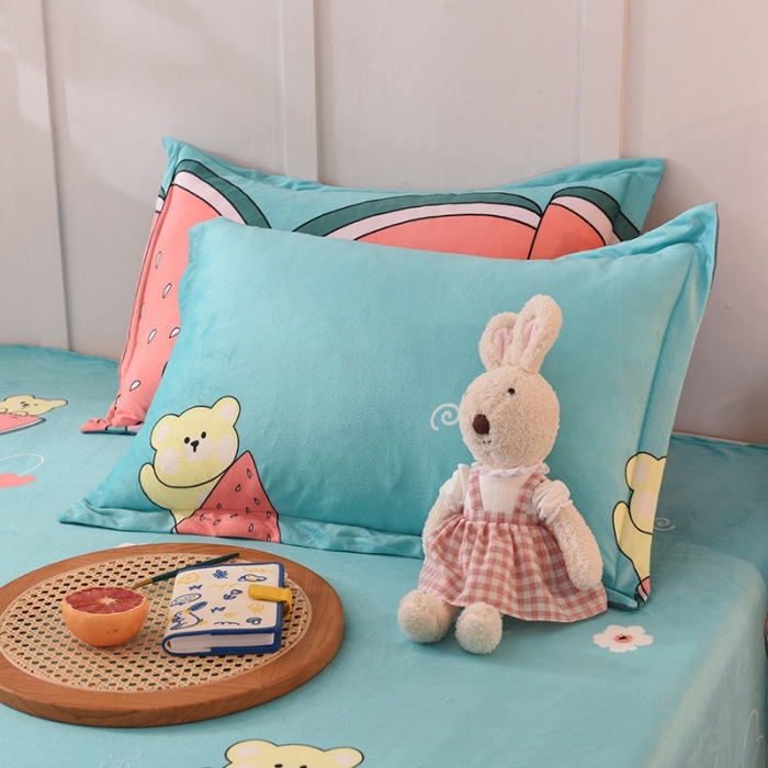 91家纺网 家纺一手货源 找家纺 甜之梦 2025新款水晶绒单品整套一对 西瓜熊