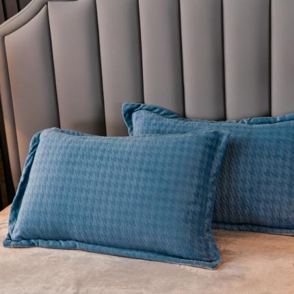 91家纺网 家纺一手货源 找家纺 （总）小牛席业2021新款千鸟格牛奶绒枕套一只装