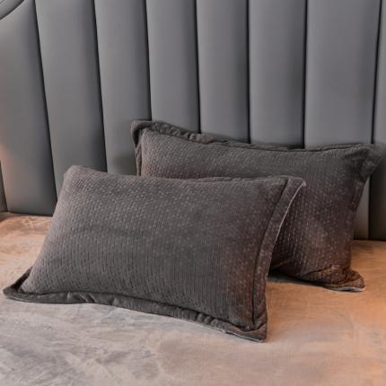 91家纺网 家纺一手货源 找家纺 （总）小牛席业2021新款小三角牛奶绒枕套单只装