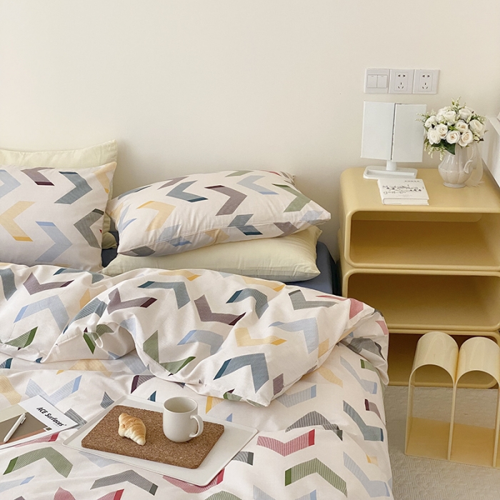 91家纺网 家纺一手货源 找家纺 2021窝米秋冬新品13070全棉四件套 彩虹格