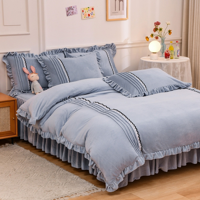 91家纺网 家纺一手货源 找家纺 绒兔兔 2021牛奶绒韩版揪花床裙四件套 潮蓝