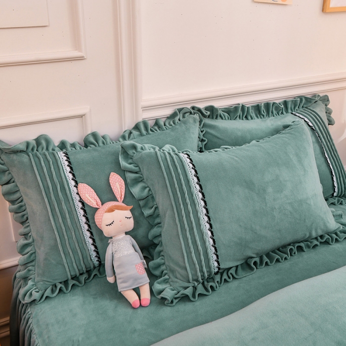 91家纺网 家纺一手货源 找家纺 绒兔兔 2021牛奶绒韩版揪花床裙四件套 豆绿