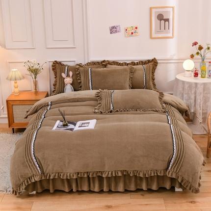 91家纺网 家纺一手货源 找家纺 绒兔兔 2021牛奶绒韩版揪花床裙四件套 咖啡