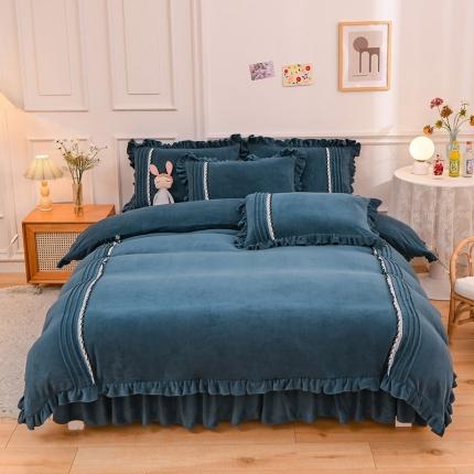 91家纺网 家纺一手货源 找家纺 绒兔兔 2021牛奶绒韩版揪花床裙四件套 深海蓝
