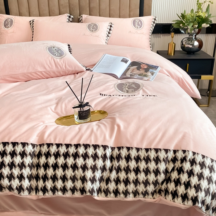 91家纺网 家纺一手货源 找家纺 澳梵 2021【爱神系列】婴儿绒轻奢风刺绣四件套 爱神-粉玉