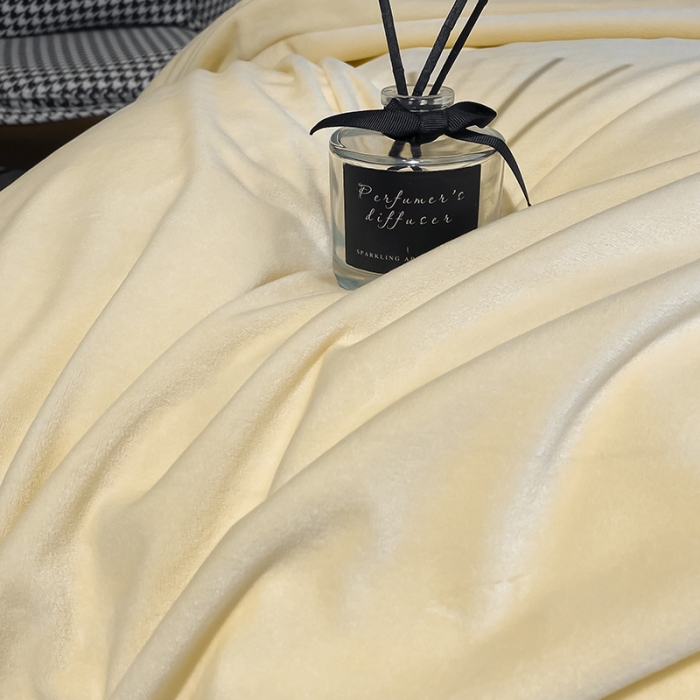 91家纺网 家纺一手货源 找家纺 澳梵 2021【爱神系列】婴儿绒轻奢风刺绣四件套 爱神-米色