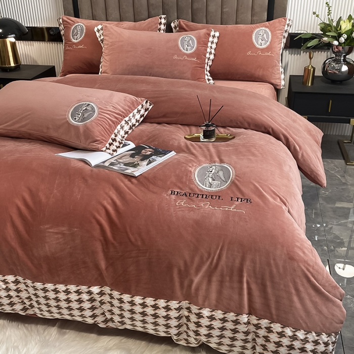 91家纺网 家纺一手货源 找家纺 澳梵 2021【爱神系列】婴儿绒轻奢风刺绣四件套 爱神-南瓜色