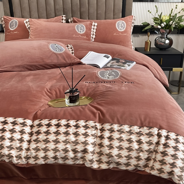 91家纺网 家纺一手货源 找家纺 澳梵 2021【爱神系列】婴儿绒轻奢风刺绣四件套 爱神-南瓜色