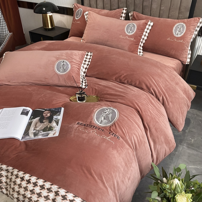 91家纺网 家纺一手货源 找家纺 澳梵 2021【爱神系列】婴儿绒轻奢风刺绣四件套 爱神-南瓜色