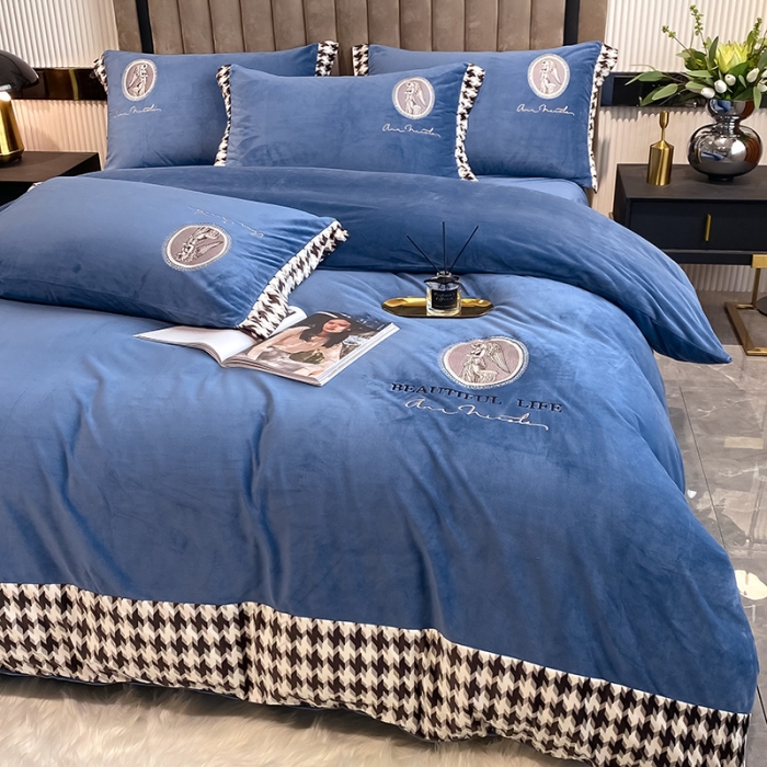 91家纺网 家纺一手货源 找家纺 澳梵 2021【爱神系列】婴儿绒轻奢风刺绣四件套 爱神-蔚蓝