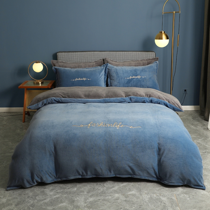 91家纺网 家纺一手货源 找家纺 朵希曼2023加厚牛奶绒四件套纯色绣花系列 时尚生活-雾霾蓝