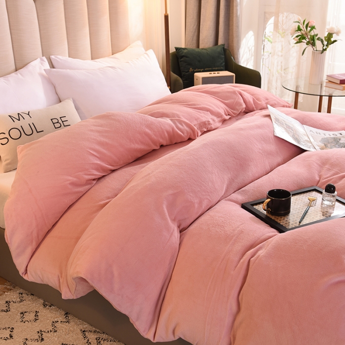 91家纺网 家纺一手货源 找家纺 甜之梦2025牛奶绒纯色拼色单品四件套被套（可定制尺寸）淡粉