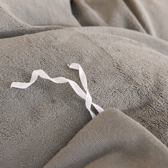 91家纺网 家纺一手货源 找家纺 甜之梦2025牛奶绒纯色拼色单品四件套被套（可定制尺寸）浅灰