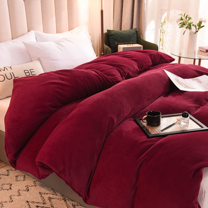 91家纺网 家纺一手货源 找家纺 甜之梦 2025牛奶绒纯色拼色单品四件套被套（可定制尺寸）洋酒红