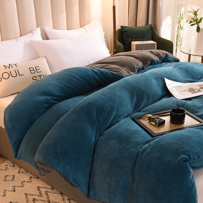 91家纺网 家纺一手货源 找家纺 甜之梦 2025牛奶绒纯色拼色单品四件套被套（可定制尺寸）宝石蓝＋深灰