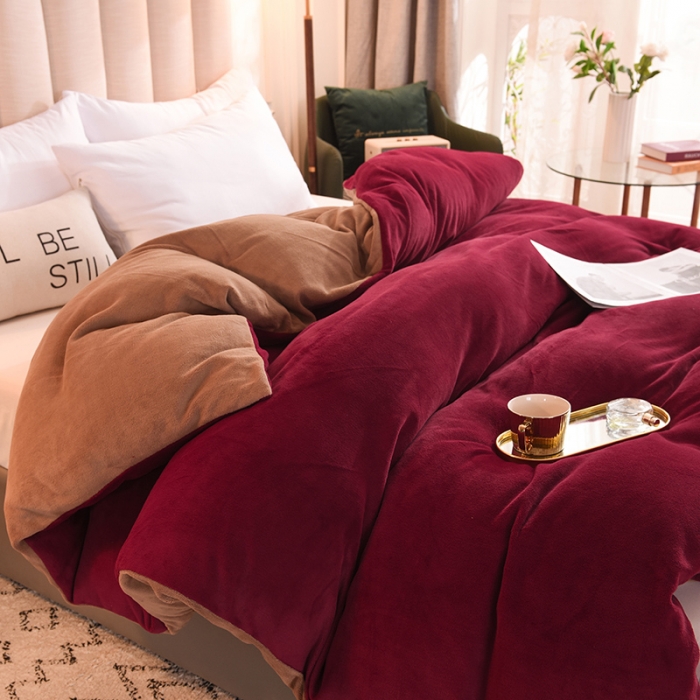 91家纺网 家纺一手货源 找家纺 甜之梦 2025牛奶绒纯色拼色单品四件套被套（可定制尺寸）洋酒红＋奶茶咖