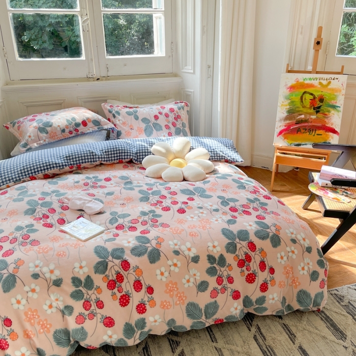 91家纺网 家纺一手货源 找家纺 柚子  2021新款牛奶绒印花四件套 花时