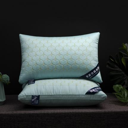 91家纺网 家纺一手货源 找家纺 （总）枕之坊 2021新款凤尾乳胶功能羽丝枕48×74cm