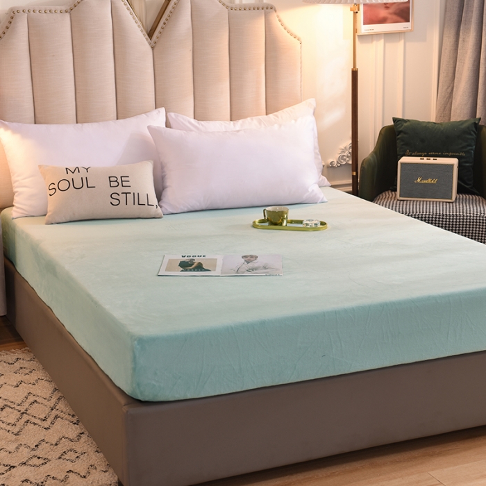 91家纺网 家纺一手货源 找家纺 甜之梦  2025牛奶绒纯色拼色单品四件套床笠（可定制尺寸）嫩绿