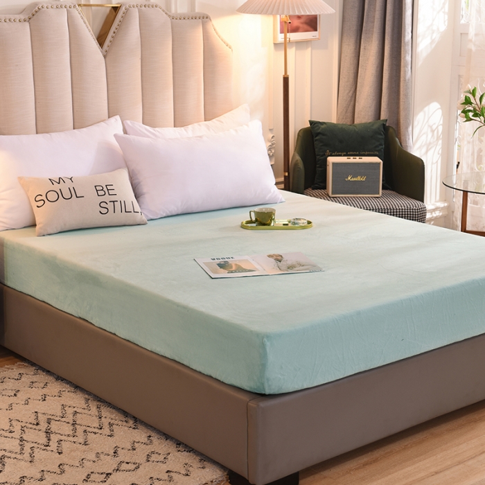 91家纺网 家纺一手货源 找家纺 甜之梦  2025牛奶绒纯色拼色单品四件套床笠（可定制尺寸）嫩绿