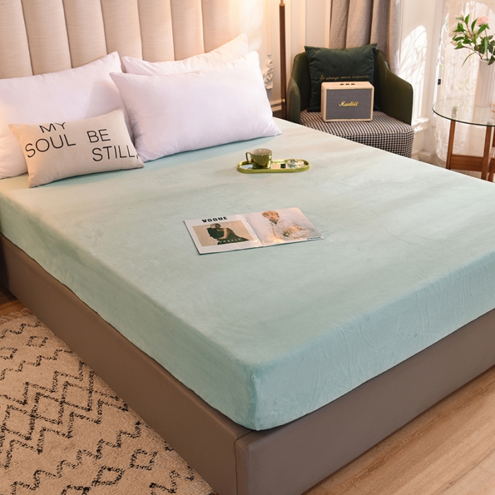 91家纺网 家纺一手货源 找家纺 甜之梦  2025牛奶绒纯色拼色单品四件套床笠（可定制尺寸）嫩绿