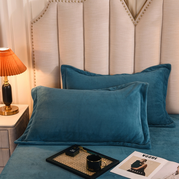 91家纺网 家纺一手货源 找家纺 甜之梦 2025新款牛奶绒单品枕套一对宝石蓝