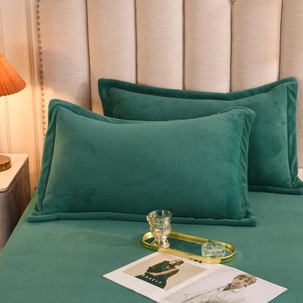 91家纺网 家纺一手货源 找家纺 甜之梦 2025新款牛奶绒单品枕套一对墨绿