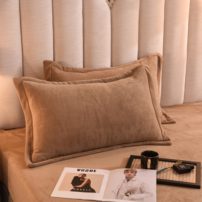 91家纺网 家纺一手货源 找家纺 甜之梦 2025新款牛奶绒单品枕套一对奶茶咖