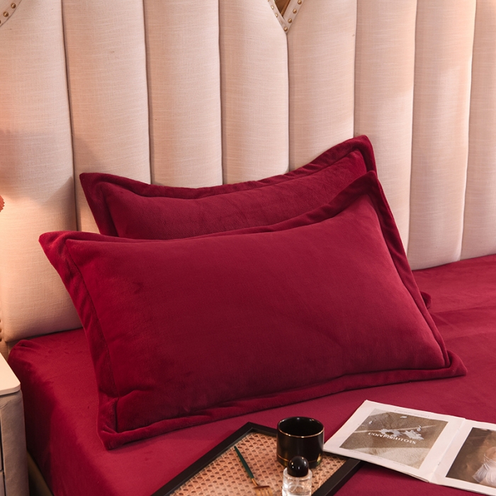 91家纺网 家纺一手货源 找家纺 甜之梦 2025新款牛奶绒单品枕套一对洋酒红