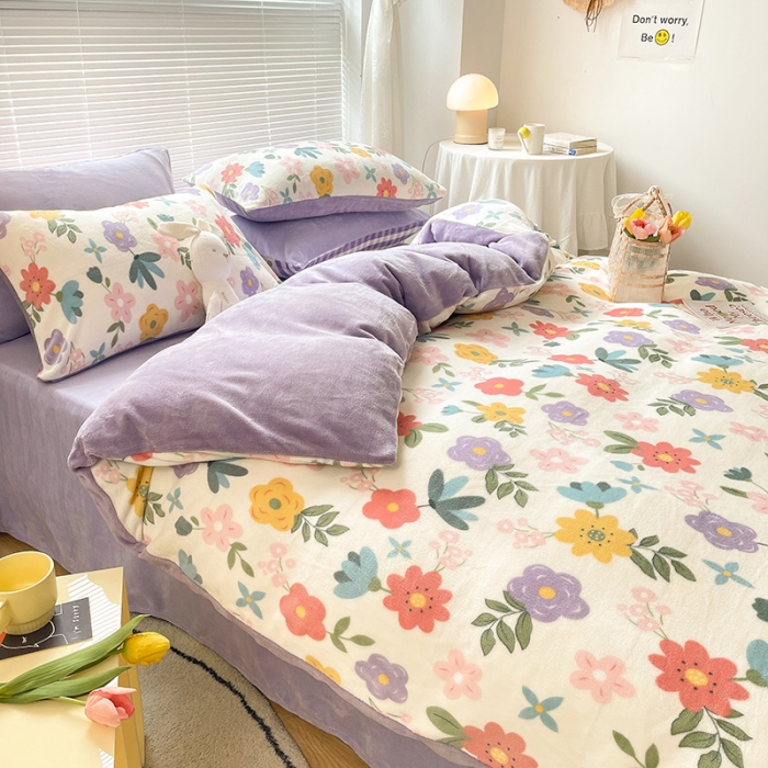 91家纺网 家纺一手货源 找家纺 金爱家 2021新款牛奶绒暖边四件套 蝶恋花