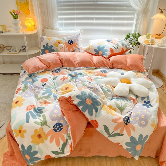 91家纺网 家纺一手货源 找家纺 金爱家 2021新款牛奶绒暖边四件套 花海