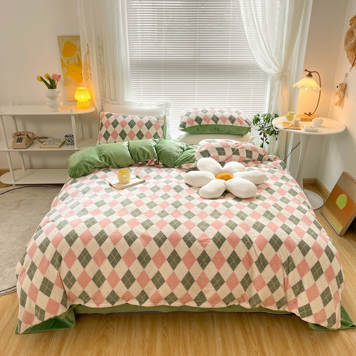 91家纺网 家纺一手货源 找家纺 金爱家 2021新款牛奶绒暖边四件套 心格