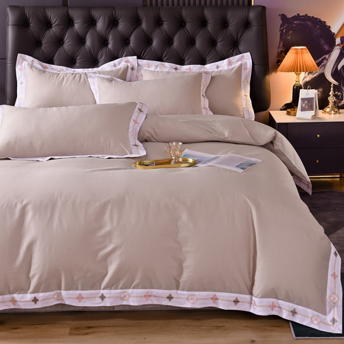 91家纺网 家纺一手货源 找家纺 甜之梦2025新款13374经典北欧风工艺款纯色四件套 浅灰