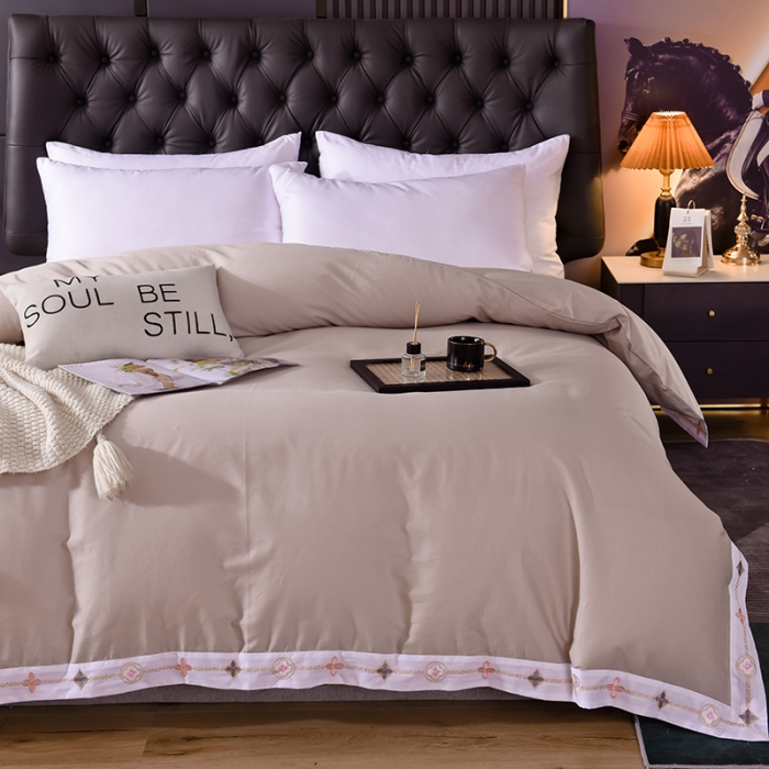 91家纺网 家纺一手货源 找家纺 甜之梦2025新款13374经典北欧风工艺款纯色单被套 浅灰