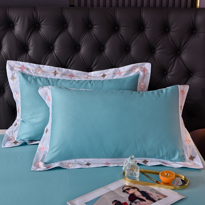 91家纺网 家纺一手货源 找家纺 2025新款13374经典北欧风工艺款纯色枕套 深海蓝