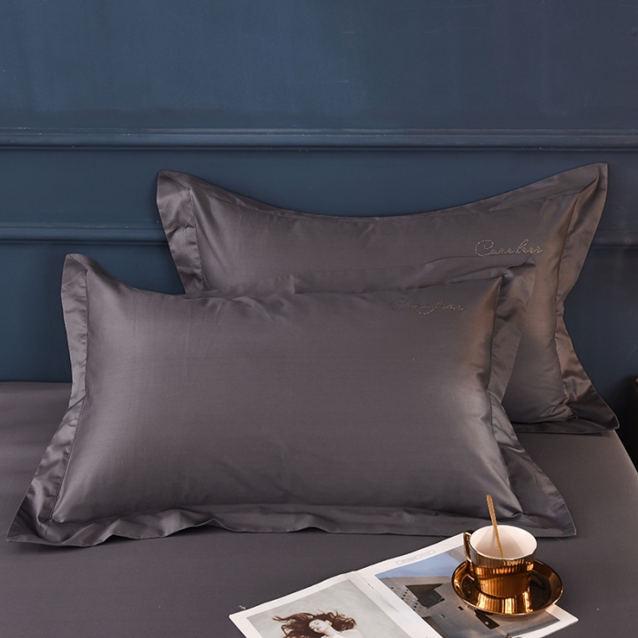 91家纺网 家纺一手货源 找家纺 甜之梦 新款13374经典工艺款纯色长绒棉枕套一对深灰色