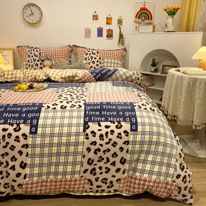 91家纺网 家纺一手货源 找家纺 珺柔家纺2021新款牛奶绒印花四件套 好时光