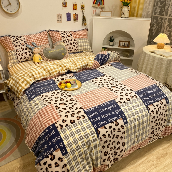 91家纺网 家纺一手货源 找家纺 珺柔家纺2021新款牛奶绒印花四件套 好时光