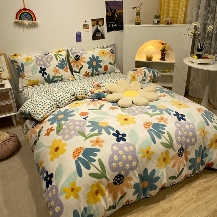 91家纺网 家纺一手货源 找家纺 珺柔家纺2021新款牛奶绒印花四件套 静柔