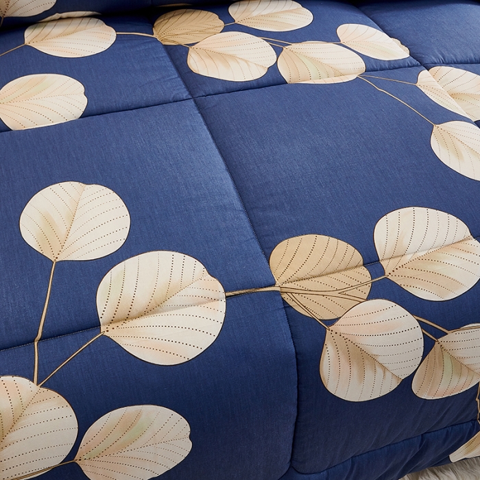 91家纺网 家纺一手货源 找家纺 总欧雅搁2025新款羽丝绒冬被 被子被芯春秋被冬被 蓝色枫叶