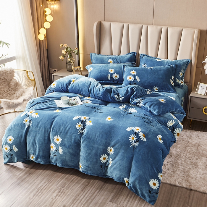 91家纺网 家纺一手货源 找家纺 纽缦 2021新款牛奶绒四件套法莱水晶宝宝绒 菊之语蓝