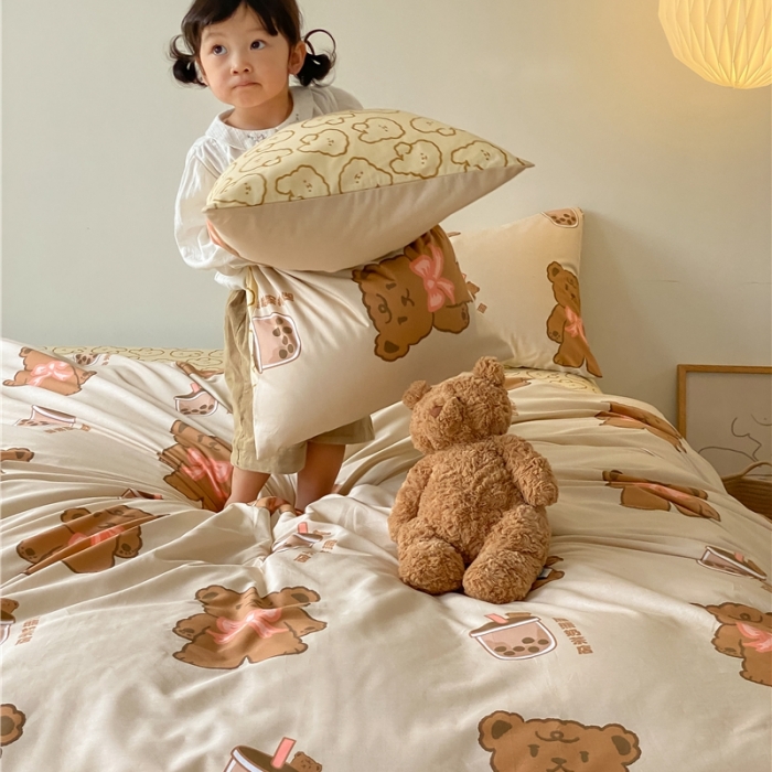 91家纺网 家纺一手货源 找家纺 棉眠 2021新款全棉宠物商店卡通系列四件套 熊熊奶茶店