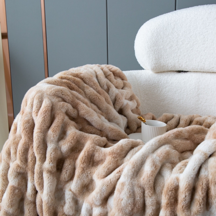91家纺网 家纺一手货源 找家纺 （总）来菲毛毯 2025新款弹力加厚兔毛毛毯双层保暖绒毯出口外贸高端毯子