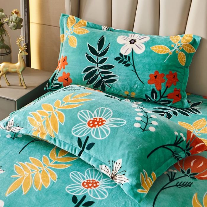 91家纺网 家纺一手货源 找家纺 纽缦 2021新款牛奶绒四件套法莱水晶宝宝绒 春雨绿