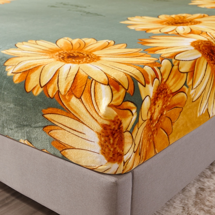 91家纺网 家纺一手货源 找家纺 纽缦 2021新款牛奶绒四件套法莱水晶宝宝绒 金色年华（大版）